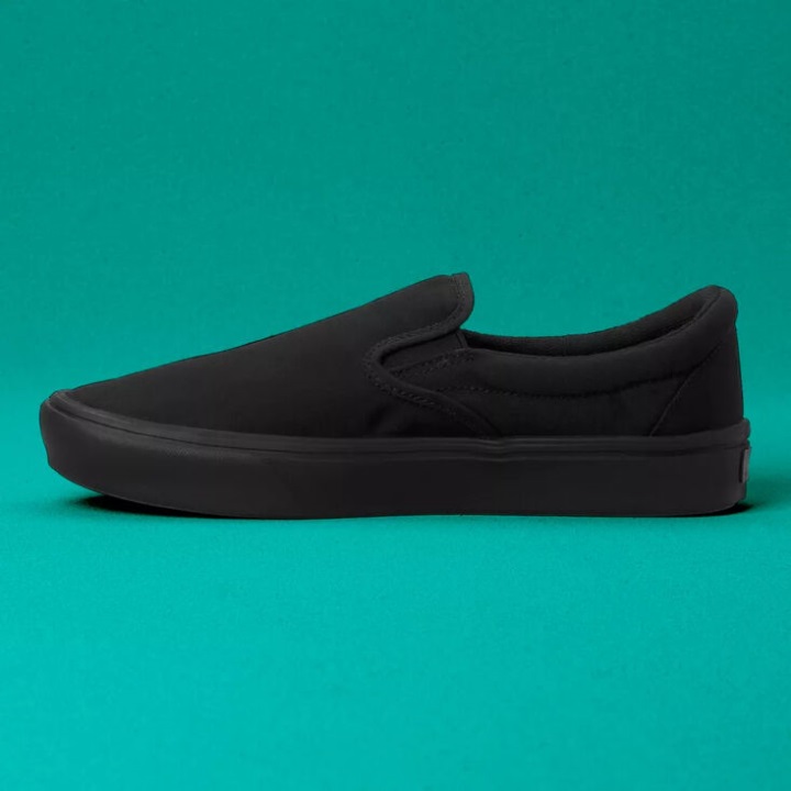 Vans Comfycush Slip-on μαύρο-μαύρο