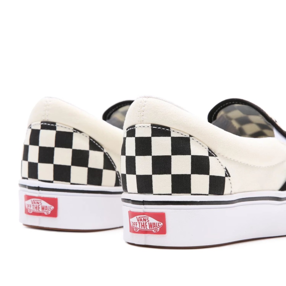 Vans Comfycush Slip-on παπούτσια μαύρο-άσπρο