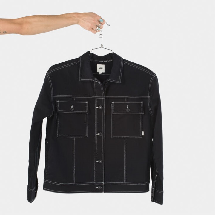 φορτηγά με το γνωστό τζάκετ μαύρο