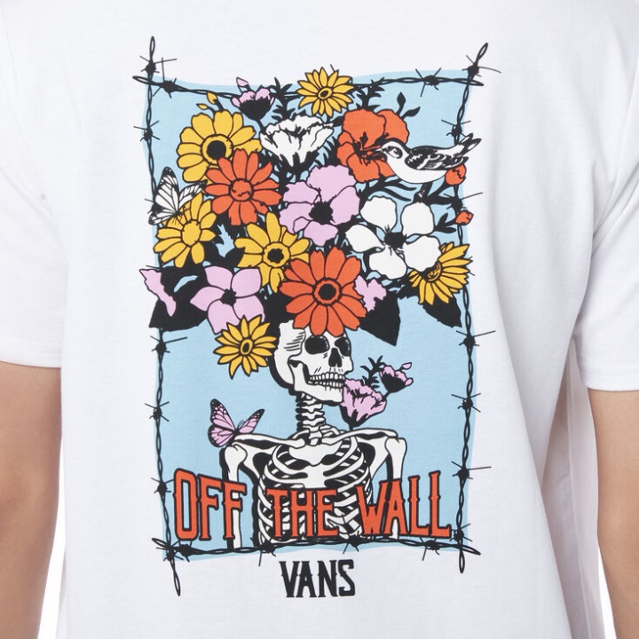 βαν αρκετά προσεκτική μπλούζα λευκό