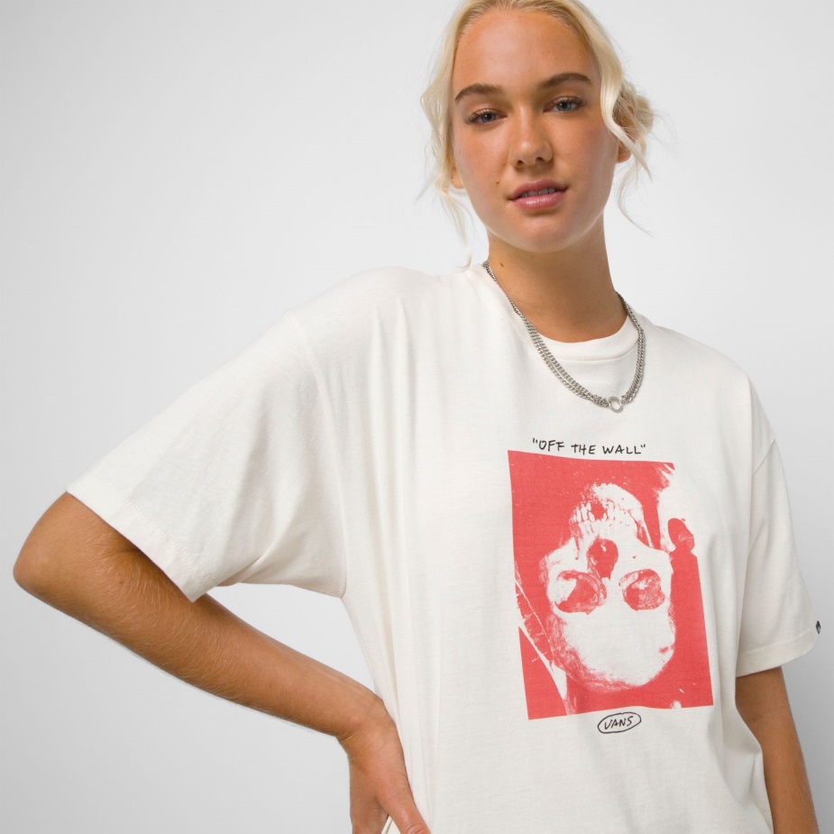 βανάκια σε κουτί κρανίο μπλουζάκι αντίκα λευκό