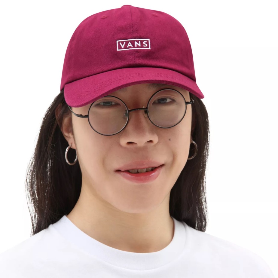 μωβ καπέλο τζόκεϊ με καμπυλωτό χαρτόνι