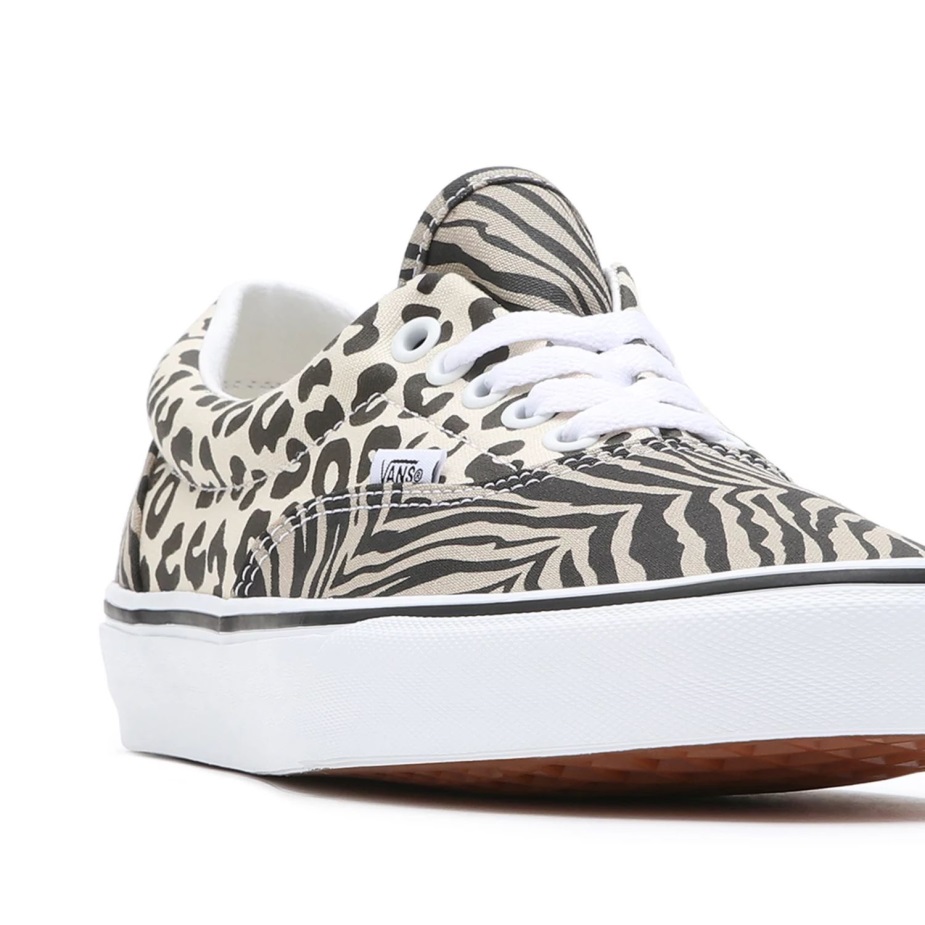 παπούτσια εποχής Vans μαύρο-ροζ