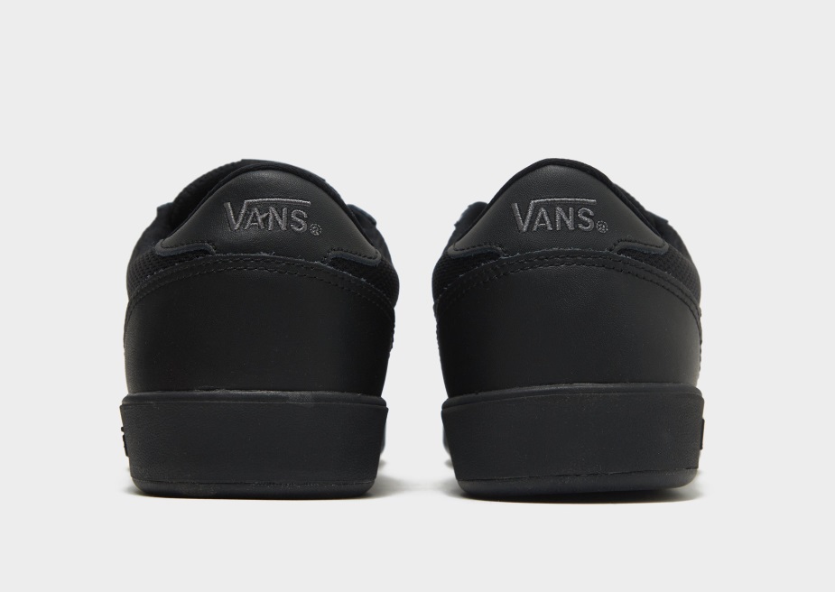 φορτηγά Cruze 2 μαύροι άνδρες