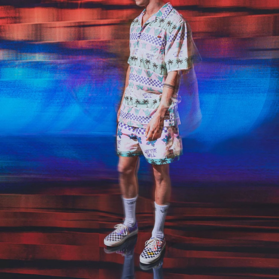 φορτηγά X ξένα πράγματα Καλιφόρνια ρίγες με κουμπί πουκάμισο ροζ άνδρες