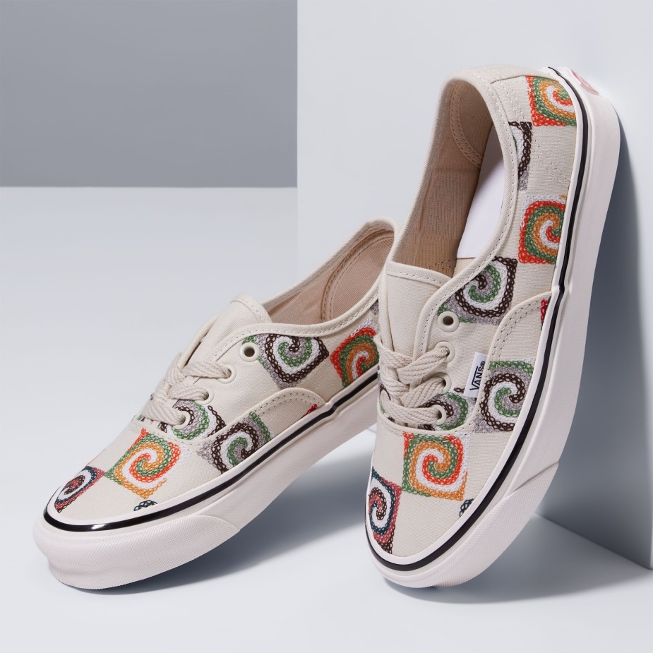 φορτηγά αυθεντικά 44 Dx Granny Check White