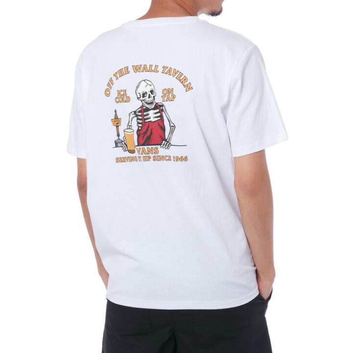 φορτηγά γεμίζουν γυάλινο μπλουζάκι λευκό