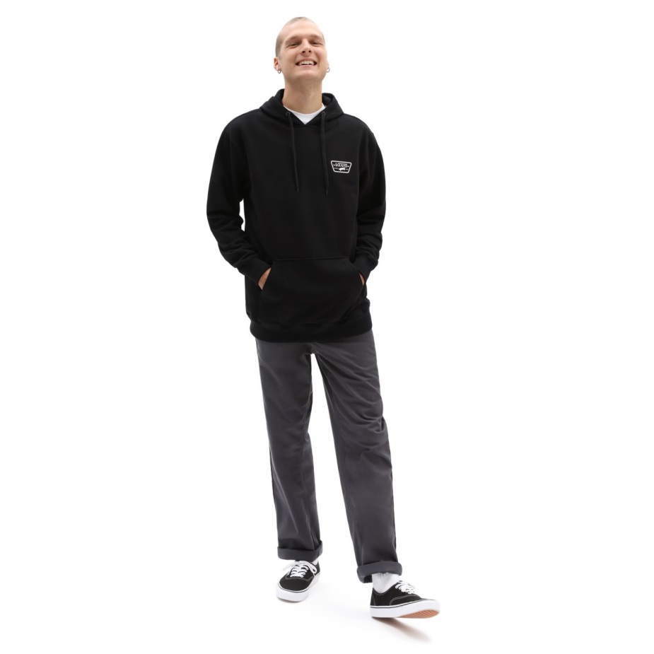 φορτηγά με κουκούλα σε μαύρο χρώμα