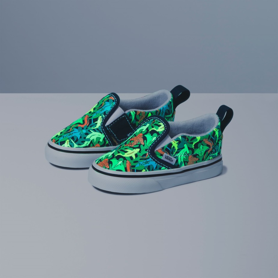 φορτηγά μικρό παιδί Slip-on V Glow Sharks Dress Blues