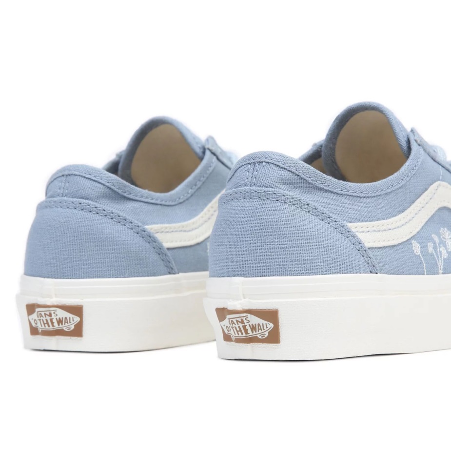 φορτηγά παλιά σχολεία κωνικά παπούτσια μπλε