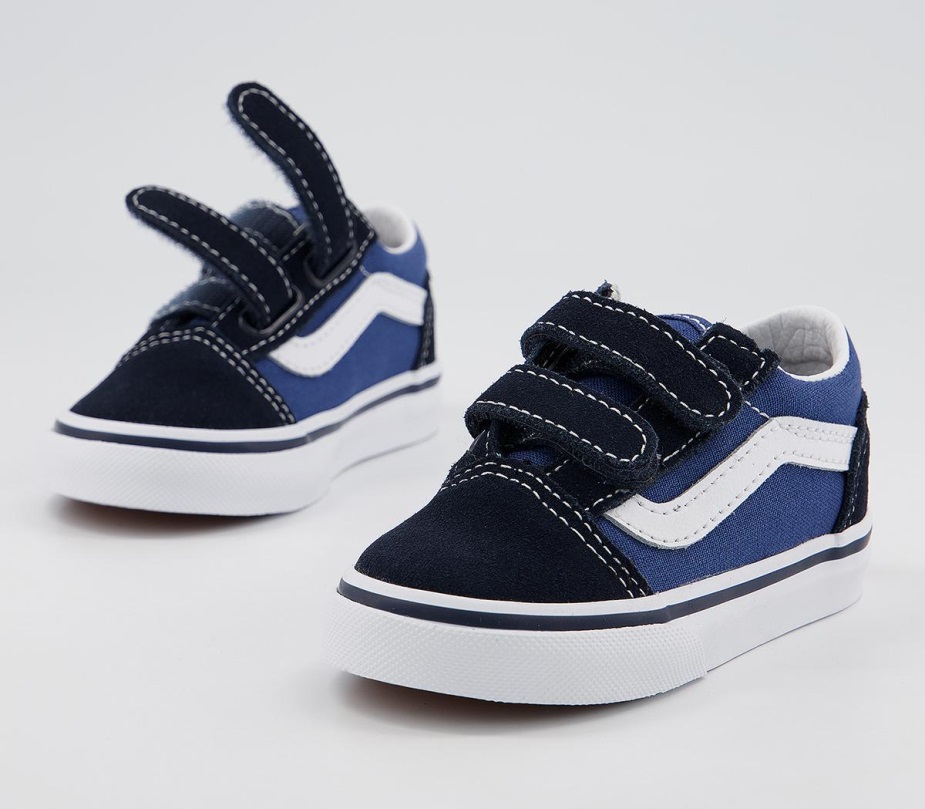 φορτηγά παλιό σχολείο γυμναστήρια νηπίων ναυτικό αληθινό λευκό