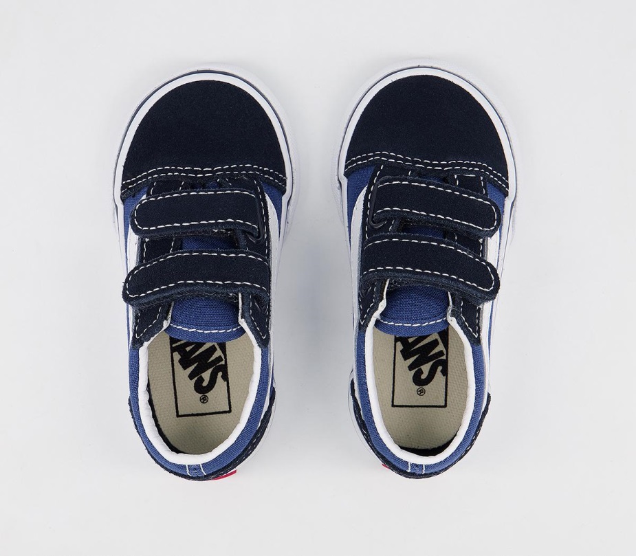 φορτηγά παλιό σχολείο γυμναστήρια νηπίων ναυτικό αληθινό λευκό