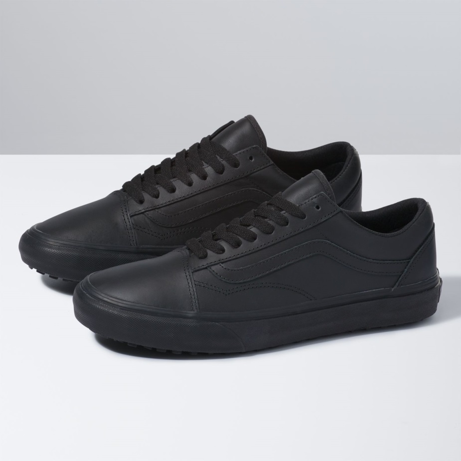 μαύρο-μαύρο